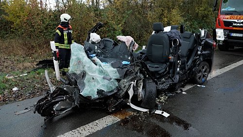 Kein Beteiligter des Unfalls überlebte. - © Michel Fritzemeier/tv7news.de /dpa
