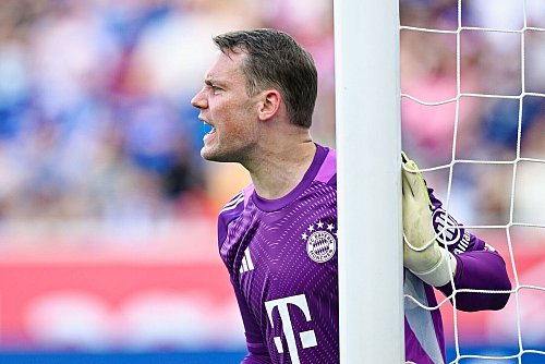 Manuel Neuer spielt nur noch für den FC Bayern. (Archivbild) - © Uwe Anspach/dpa