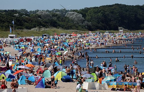 Ferien an der see. - © Bernd Wüstneck/dpa