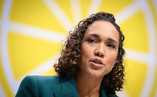 Die Unternehmerin soll der Partei einen modernen Anstrich verleihen. - © Bernd von Jutrczenka/dpa