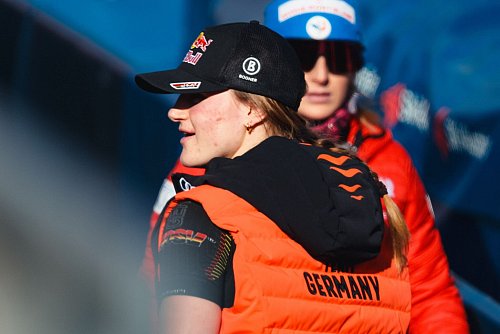 Bestreitet in Österreich bereits ihre dritte WM: Emma Aicher. - © Jens Büttner/dpa