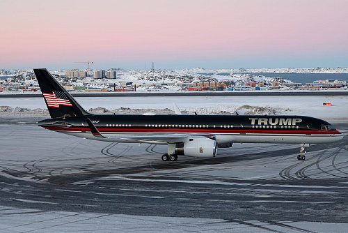 Als Donald Trump Jr. im Januar in Nuuk landete, war die Aufregung in Grönland groß. (Archivbild) - © Emil Stach/Ritzau Scanpix Foto/AP/dpa