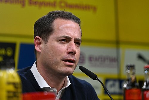 Dortmunds Sportchef Lars Ricken wich der Fragen nach weiteren personellen Konsequenzen aus. - © Bernd Thissen/dpa