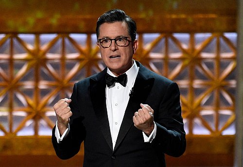 «Wir sind alle Jimmy Kimmel», sagt Stephen Colbert (Archivbild). - © Chris Pizzello/AP/dpa