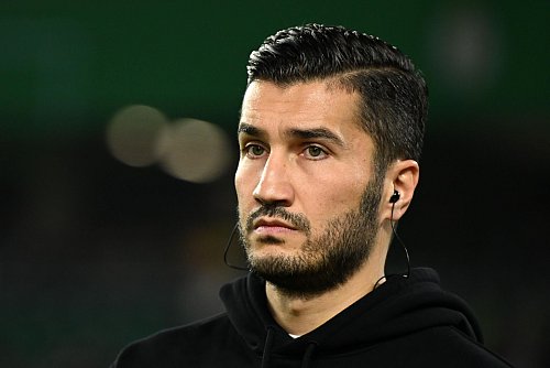 BVB-Trainer Nuri Sahin gerät zunehmend unter Druck. - © Swen Pförtner/dpa