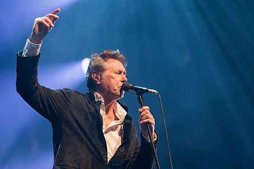 Einer von Bryan Ferrys größten Hits ist «Slave To Love». «Das hat mir die Türen für alles Andere geöffnet», sagt er. (Archivbild) - © Cyril Zingaro/KEYSTONE/dpa
