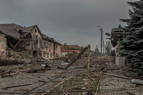 Russland feiert Eroberung von Kurachowe. (Archivbild) - © Anton Shtuka/AP/dpa