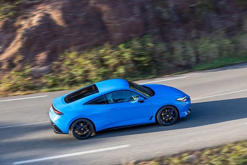 Erinnern Sie sich noch an den ersten, kantigen Prelude? Die Neuauflage ist dagegen schon fast ein Kurvenstar. - © Manuel Portugal/Honda/dpa-tmn