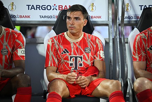 Auf der Bank sitzt er noch recht häufig: Bayern-Neuzugang João Palhinha. - © Tom Weller/dpa