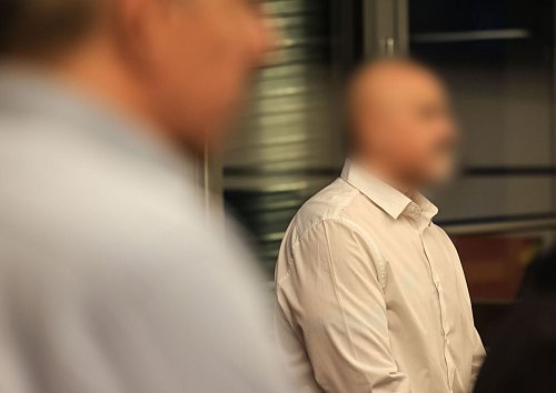 Für den Hauptangeklagten gab es drei Jahre Haft wegen versuchter Erpressung in einem besonders schweren Fall. - © Oliver Berg/dpa