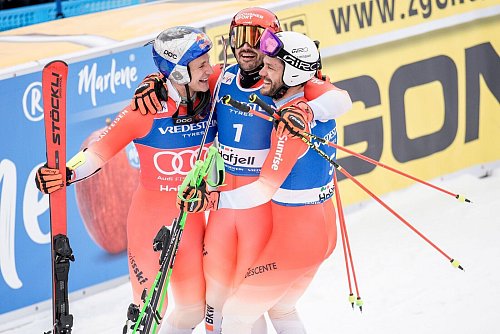 Das Schweizer Ausnahme-Skiteam feiert einen Dreifacherfolg in Norwegen. - © Stian Lysberg Solum/NTB/dpa