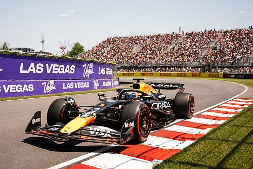 Max Verstappen auf der Strecke. - © Christopher Katsarov/The Canadian Press/AP/dpa