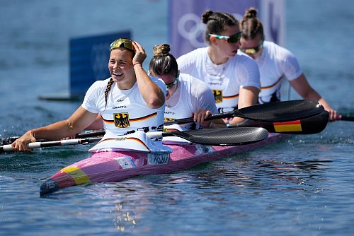 Schlagfrau Paulina Paszek führte das Boot bei der EM zu Bronze. - © Ebrahim Noroozi/AP/dpa