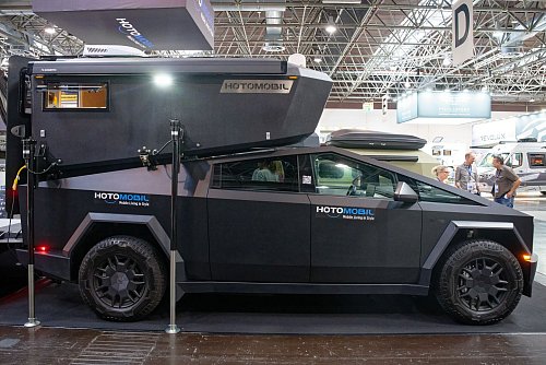 Cyberglad heißt der absetzbare Truck-Camper von Hotomobil, der in der Grundausstattung für zwei Personen ausgelegt ist. - © Henning Kaiser/dpa/dpa-tmn