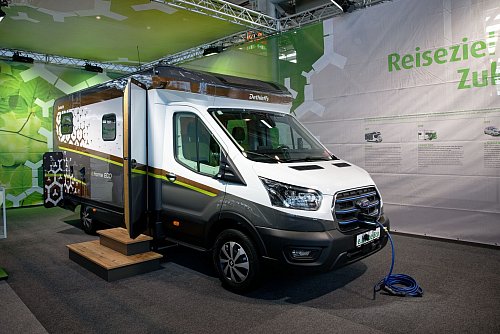 Das e.home Eco von Dethleffs ist ein Elektro-Reisemobil mit einer Reichweite von aktuell noch 240 Kilometern. - © Henning Kaiser/dpa/dpa-tmn