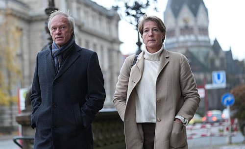 Auch Blocks Lebensgefährte, der Ex-Sportmoderator Gerhard Delling, ist angeklagt. - © Marcus Brandt/dpa