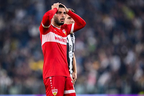 Sein Tor kurz nach der Pause wurde zurückgenommen: VfB-Stürmer Deniz Undav. - © Tom Weller/dpa