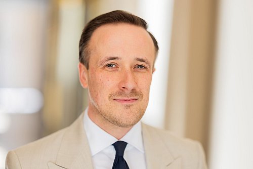 Joe Laschet, Sohn des einstigen Kanzlerkandidaten Armin Laschet, glaubt, dass ihm seine Erfahrung aus der Politik etwas gebracht hat. - © Rolf Vennenbernd/dpa