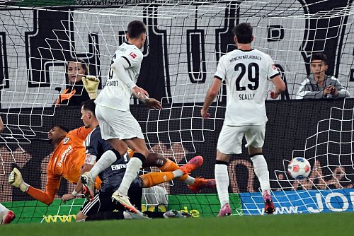 Vier Gladbacher Treffer, aber keine Punkte. - © Federico Gambarini/dpa