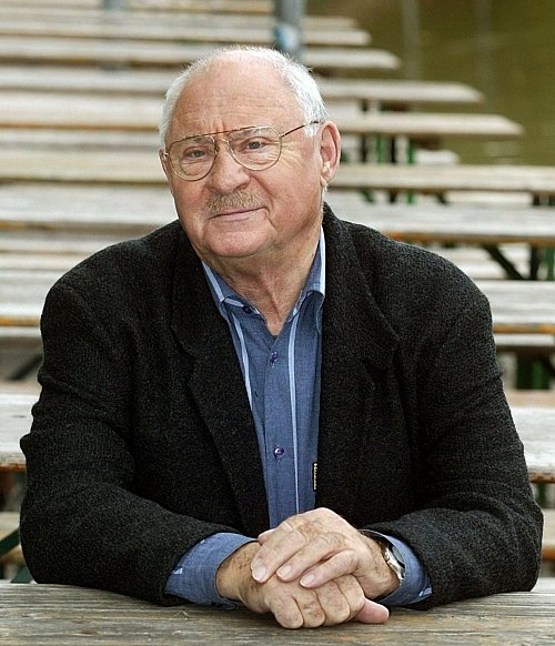Stand noch im hohen Alter vor den Kameras: Rolf Schimpf (Archivbild). - © Ursula Düren/dpa