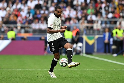 Keine Pause: Jonathan steigt nach dem Nations-League-Abschluss gleich beim FC Bayern ein. Es geht gleich weiter zur Club-WM in den USA. - © Federico Gambarini/dpa