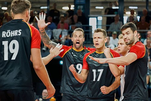Grozer begann stark. - © Georg Wendt/dpa