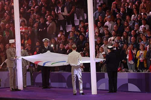 Die Hoffnung ist groß, dass die Paralympische Flagge bald wieder an Deutschland übergeben wird. - © Jens Büttner/dpa