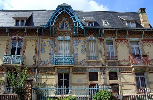Um 1910 gebaute Jugendstilhäuser in der Rue Felix Faure in Nancy. - © Bernd F. Meier/dpa-tmn