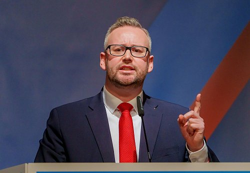 Sebastian Münzenmaier ist stellvertretender Fraktionsvorsitzender der AfD-Bundestagsfraktion. (Archivbild) - © Andreas Arnold/dpa