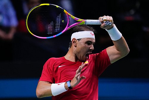 Rafael Nadal versuchte noch einmal alles, es reichte aber nicht. - © Manu Fernandez/AP/dpa