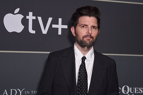 Adam Scott spielt die Hauptrolle in «Severance». (Archivbild) - © Richard Shotwell/Invision via AP/dpa