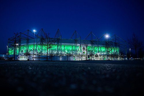 Erstmals in der Vereinsgeschichte hat Borussia Mönchengladbach den Stadionnamen vermarktet. (Archivfoto) - © Rolf Vennenbernd/dpa