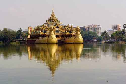 Einmal Myanmar? Selbst diejenigen, die sich im Alltag umweltbewusst verhalten, erlauben sich im Urlaub eine Ausnahme zugunsten eines besonderen Reiseziels. - © Robert Günther/dpa-tmn