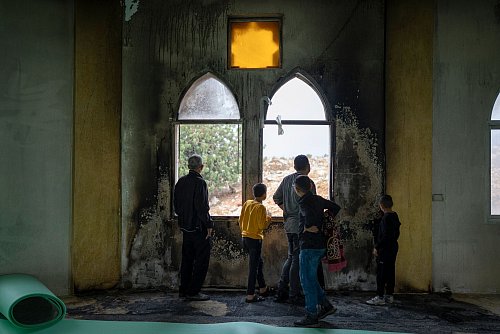 Vergangene Woche setzten radikale Siedler im Westjordanland palästinensischen Berichten zufolge eine Moschee in Brand. (Archivbild) - © Ilia Yefimovich/dpa