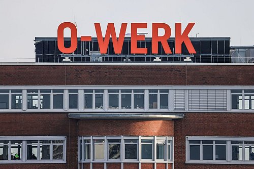 «O-Werk» statt Opel: Aus dem riesigen 70-Hektar-Gelände des Autobauers ist ein Technologie- und Wirtschaftszentrum geworden - © Oliver Berg/dpa