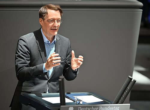 Minister Karl Lauterbach spricht von einer «Revolution». (Archivbild) - © Rabea Gruber/dpa