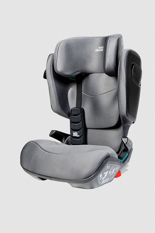 Der «Britax Römer Kidfix Pro» bekommt bei den Kindersitzen von etwa 4 bis 12 Jahren die Bewertung «gut». - © Ralph Wagner/ADAC/dpa-tmn