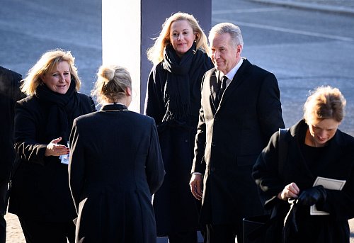 Am 18. Februar dieses Jahres besuchten Bettina und Christian Wulff gemeinsam den Trauergottesdienst für den verstorbenen früheren Bundespräsidenten Horst Köhler. (Archivbild) - © Bernd von Jutrczenka/dpa