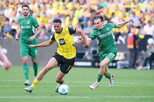 Dortmund übernahm zu Beginn die Spielkontrolle, spielte aber mit zu wenig Tempo und Präzision. - © Bernd Thissen/dpa