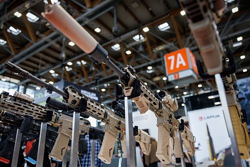 Sturmgewehre von Heckler & Koch. - © Daniel Karmann/dpa