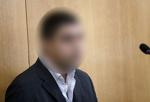 Der Beschuldigte kann sich nach Worten seines Verteidigers nur diffus an die Tat erinnern. - © Karl-Josef Hildenbrand/dpa