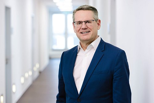 Das unter Vorstandschef Peter Goldschmidt vorangetriebene Wachstum wurde auch durch Übernahmen erreicht. (Archivbild) - © -/Stada Arzneimittel AG/dpa