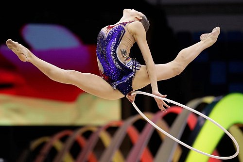 Überrascht mit Bronze mit dem Reifen: Anastasia Simakova. - © Bruna Prado/AP