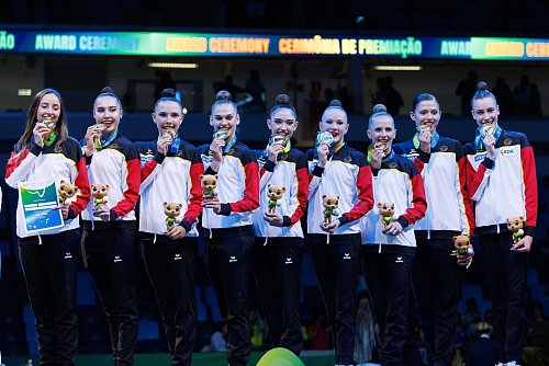 Gruppenbild mit Gold: Das deutsche Auswahlteam. - © Claudia Martini/XinHua/dpa