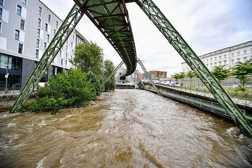 Prozess um tödlichen Kanu-Unfall in Solingen gestartet - © Christopher Neundorf/dpa