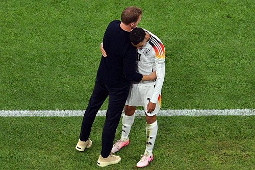 Musiala spielt in den WM-Planungen von Nagelsmann eine zentrale Rolle. - © Peter Kneffel/dpa