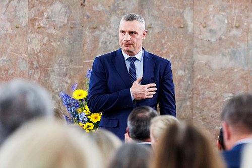 Klitschko ist mit der Fristsetzung von Trump nicht zufrieden. (Archivbild) - © Lando Hass/dpa