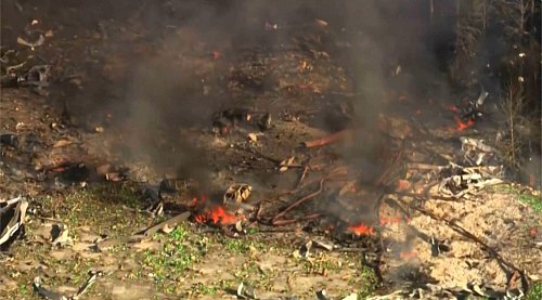 Aufnahmen vom Ort der Explosion zeigen das reinste Trümmerfeld. - © Uncredited/WTVF-TV/AP/dpa