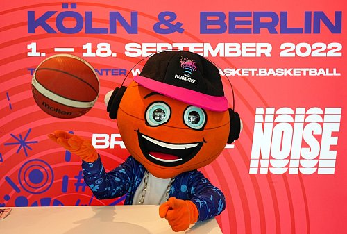 Zuletzt fand die Basketball-EM 2022 in Deutschland statt. - © Soeren Stache/dpa