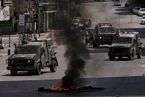 Die Lage im Westjordanland ist höchst angespannt. - © Majdi Mohammed/AP/dpa